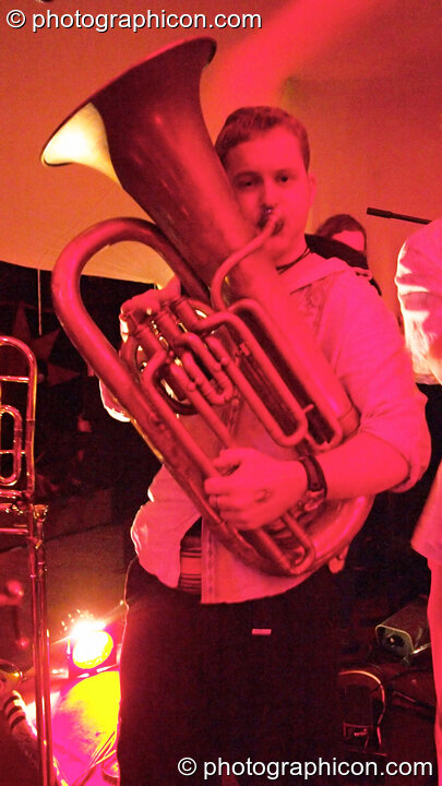 Smerins Anti-Social Club on the Small World Stage at The Synergy Project. London, United Kingdom. © 2005 Photographicon