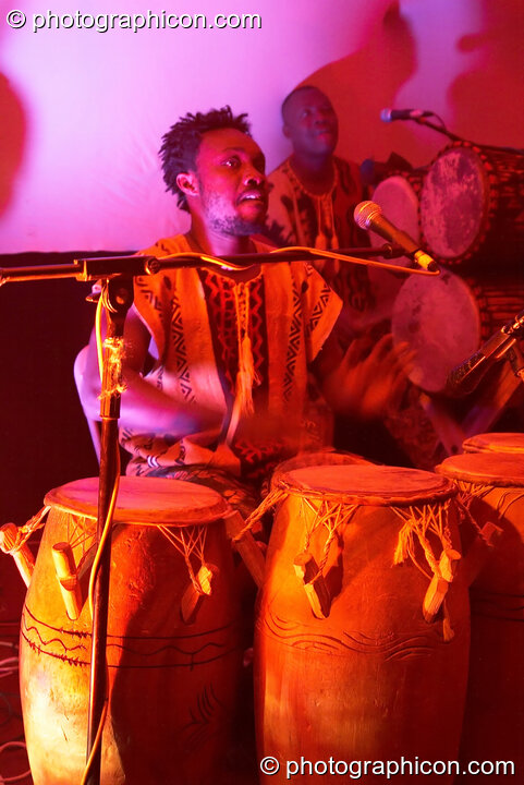 Kakatsitsi on the Small World Stage at The Synergy Project. London, United Kingdom. © 2005 Photographicon