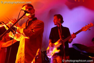 Brecha on the Small World Stage at The Synergy Project. London, United Kingdom. © 2005 Photographicon