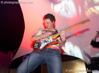 Alex Pym of Zub-Zub in the Liquid Records / Inside-Us-All space at The Synergy Project. London, United Kingdom. © 2006 Photographicon