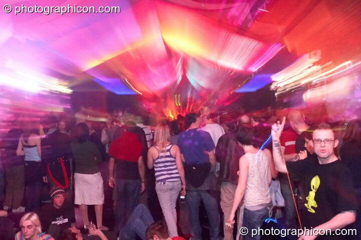 Dancers in the Whirl-Y-Gig space at The Synergy Project. London, United Kingdom. © 2006 Photographicon