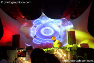 Shapeshifter playing on the decorated stage in the Liquid Records / Inside-Us-All space at The Synergy Project. London, United Kingdom. © 2006 Photographicon
