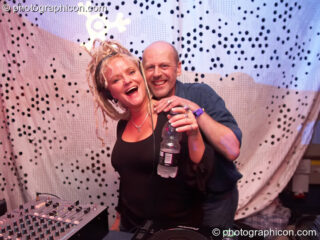 Fluffy Lynn and Jon 'Bongly' Tubmen on the Binglybongly stage at The Synergy Project. London, United Kingdom. © 2006 Photographicon