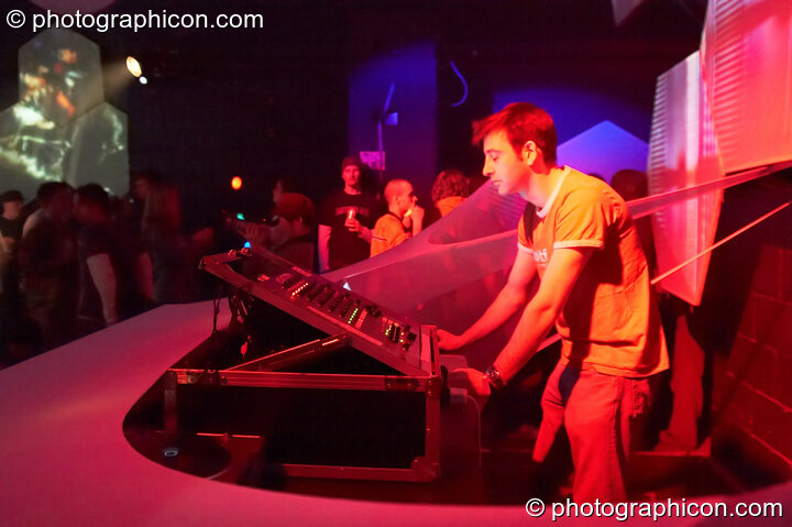 Mint performs on the Glitch-Out stage at The Synergy Project with decor by IDspiral and visual projections by Pixel Addicts. London, United Kingdom. © 2007 Photographicon