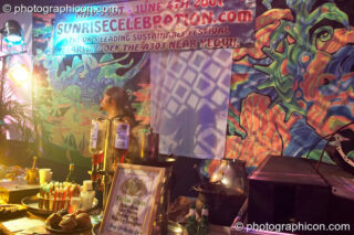 The Eartheart stall in the Archangel space at The Synergy Project. London, United Kingdom. © 2007 Photographicon
