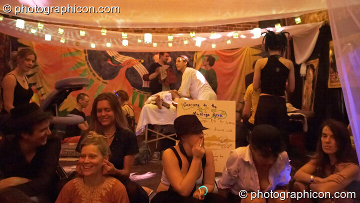 Massage in the Healing space at The Synergy Project. London, United Kingdom. © 2007 Photographicon