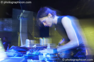 Braincell (Glowing Flame) performs on the Liquid Records stage at The Synergy Project. London, United Kingdom. © 2007 Photographicon