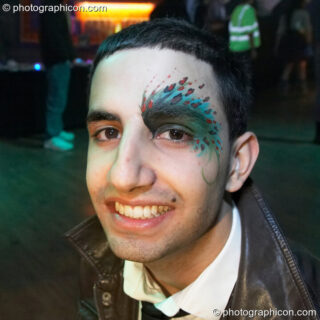 A man with a painted eye in the Kundalini room at The Synergy Project. London, United Kingdom. © 2008 Photographicon