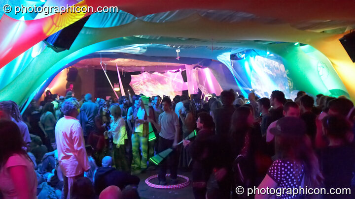Dancers in the Galactic Fantastic room featuring decor by ID Lite at The Synergy Project. London, United Kingdom. © 2008 Photographicon