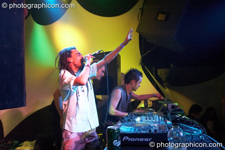 RND aka Random (Celestial Dragon, JP/UK) perform on the Events4Change / Nu-School Hippies stage at The Synergy Project. London, United Kingdom. © 2008 Photographicon