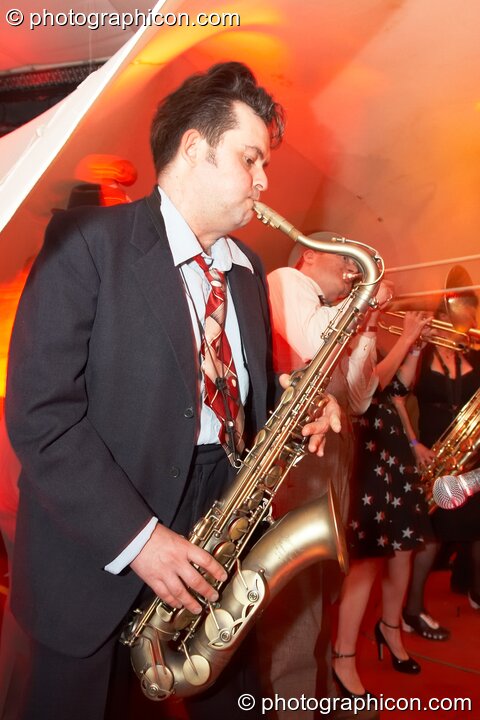 Fat 45's perform on the RumbleTeaser / Small World Stage at The Synergy Project. London, United Kingdom. © 2008 Photographicon
