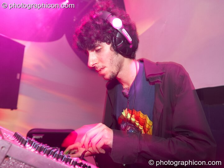 Whipperslacker (Zak Norman - IDSpiral / Blood Tribe / Maternity) DJs on the Folktronica stage at Luminopolis (formerly The Synergy Project). London, United Kingdom. © 2008 Photographicon