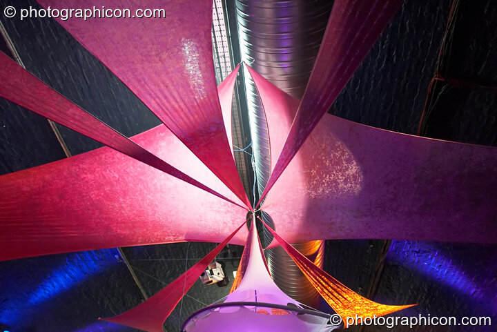 Decor and visual projects by Extra Dimensional Space Agency in the Folktronica room at Luminopolis (formerly The Synergy Project). London, United Kingdom. © 2008 Photographicon